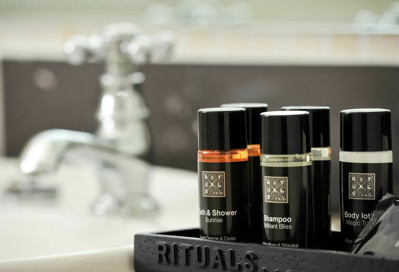 Athenaeum House Hotel