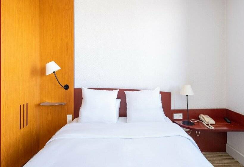 B&B Hotel Calais Terminal Cité de l'Europe 4 étoiles