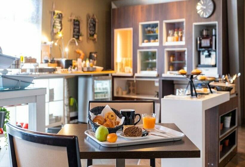 B&B Hotel Calais Terminal Cité de l'Europe 4 étoiles