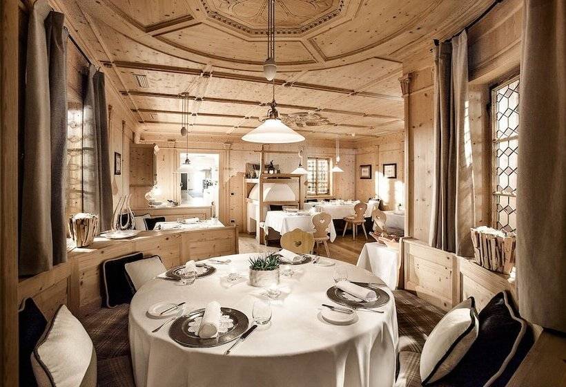 Gardena Grödnerhof   Hotel & Spa