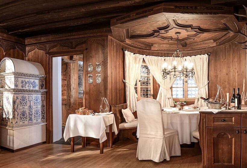 Gardena Grödnerhof   Hotel & Spa
