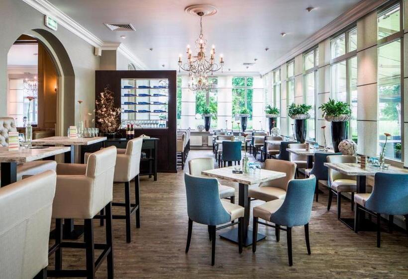 Hampshire Hotel   Avenarius