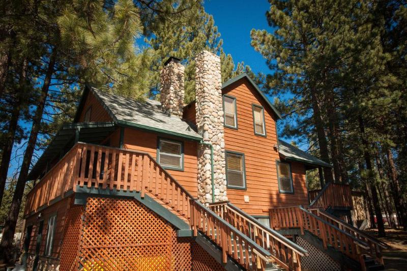 Отель 3 Peaks Resort & Beach Club