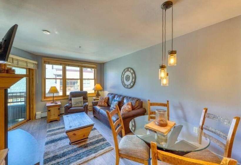 ホテル 1 Bedroom Mountain Condo In River Run Village With Beautiful Mountain Views And Walking Distance To