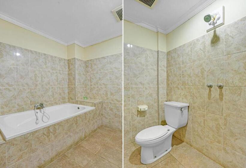 בית מלון כפרי Collection O 90805 Aditya Beach Resort And Spa