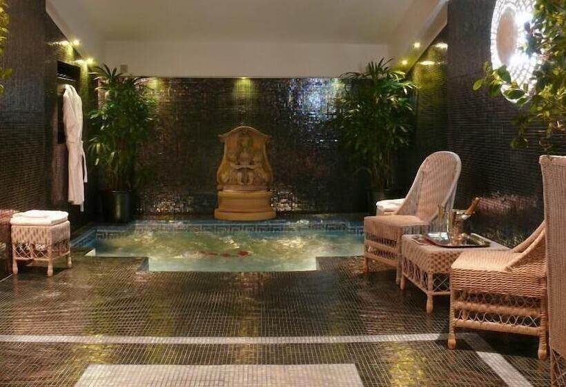 هتل Arc De Triomphe By Residence S