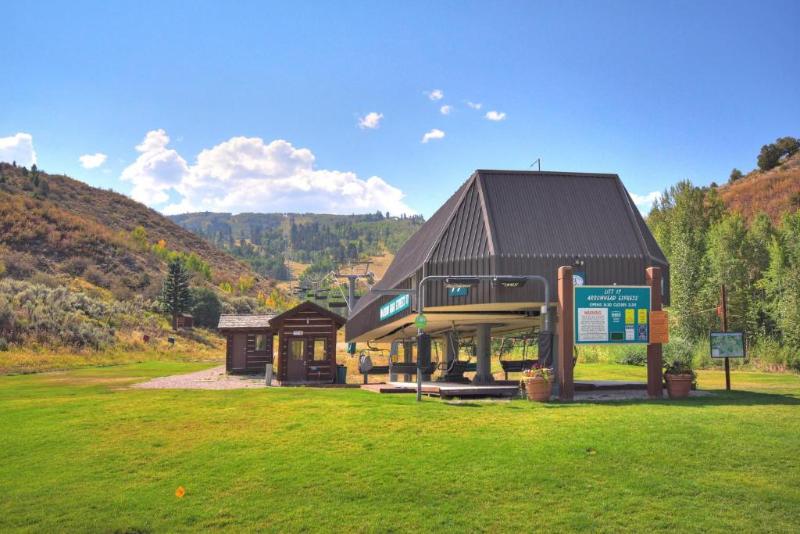 בית מלון כפרי Arrowhead Village At Beaver Creek