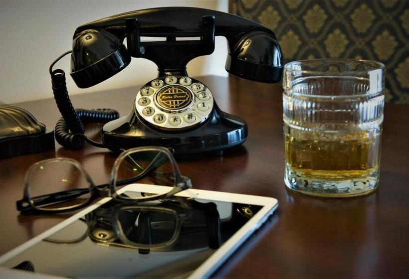 Отель At Old Town