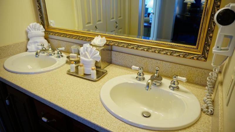 Отель At Old Town