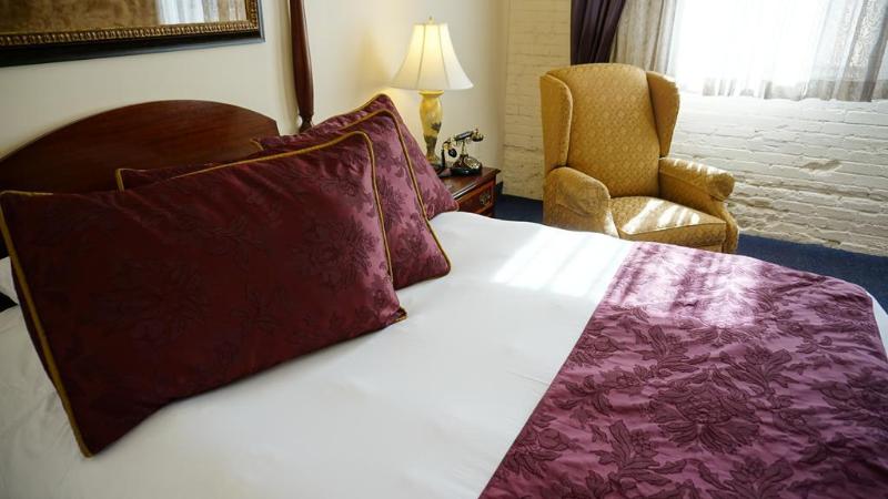 Отель At Old Town