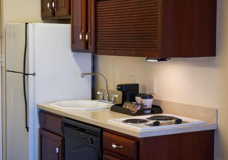 Отель At Old Town