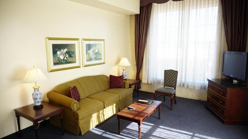 Отель At Old Town