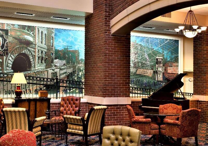 Отель At Old Town