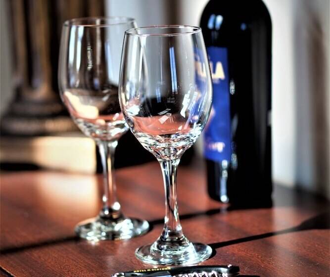 Отель At Old Town