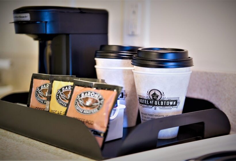 Отель At Old Town