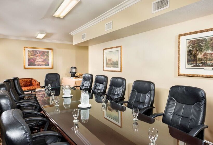 فندق Ayres Suites Ontario At The Mills Mall   Rancho Cucamonga