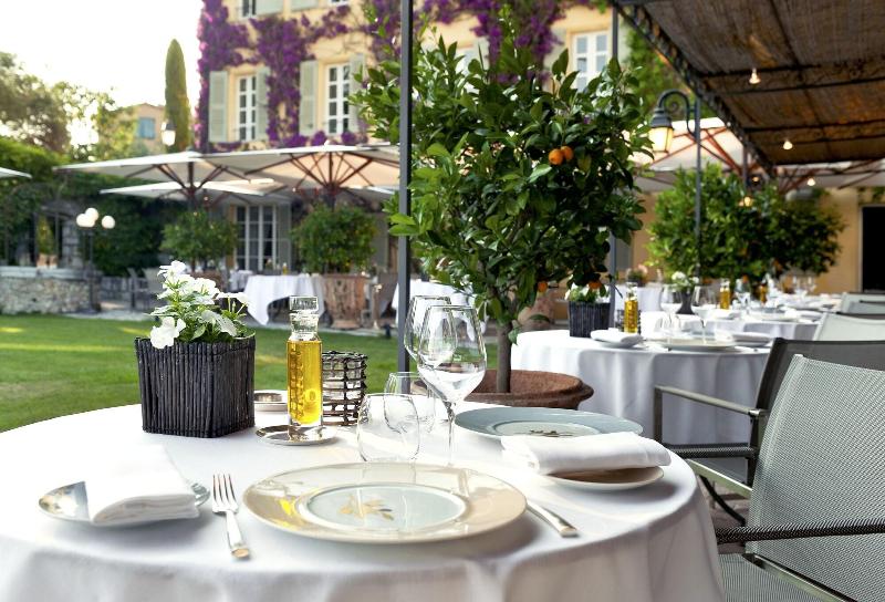 هتل Bastide Saint Antoine  Relais & Chateaux