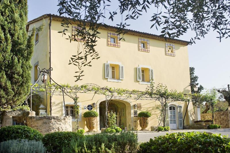 בית מלון כפרי Bastide Saint Antoine  Relais & Chateaux