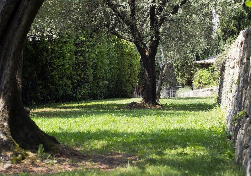 בית מלון כפרי Bastide Saint Antoine  Relais & Chateaux