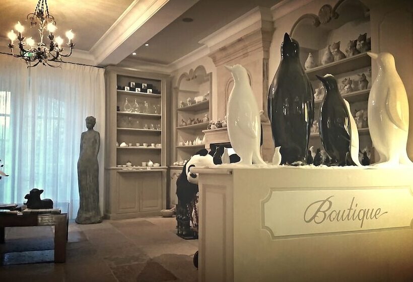 هتل Bastide Saint Antoine  Relais & Chateaux