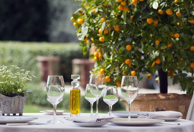 בית מלון כפרי Bastide Saint Antoine  Relais & Chateaux