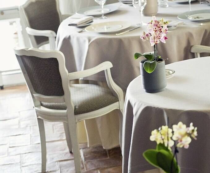 בית מלון כפרי Bastide Saint Antoine  Relais & Chateaux