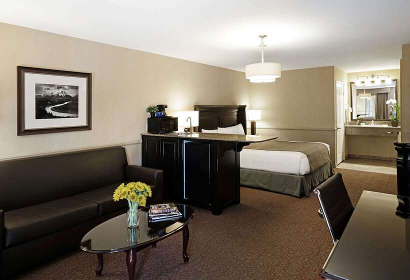 Best Western Corona Hotel & Suites