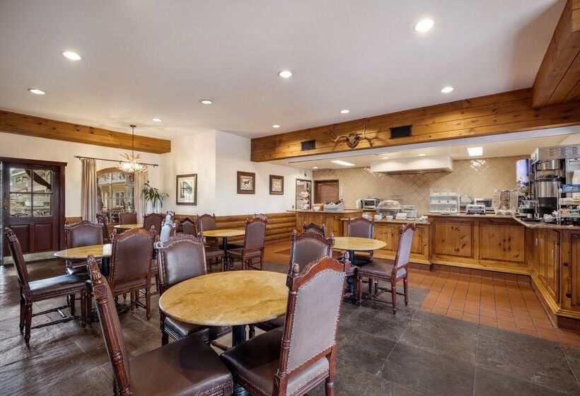 Best Western Corona Hotel & Suites