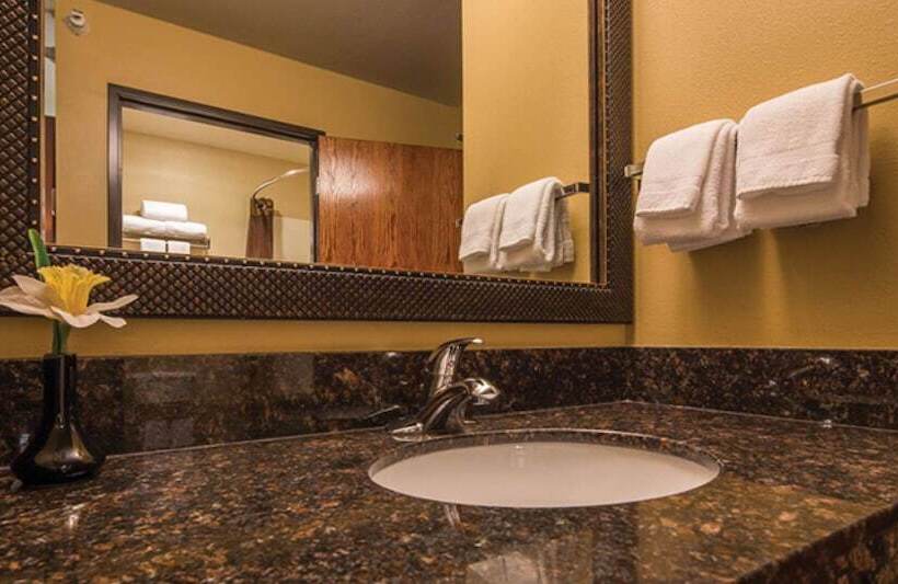 Best Western Plus Deer Park Hotel And Suites