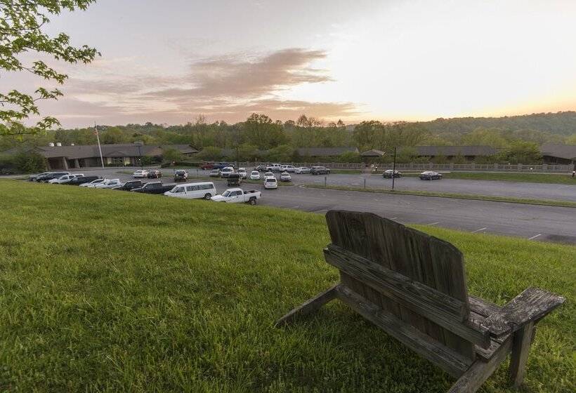 فندق Blue Licks Battlefield State Resort Park