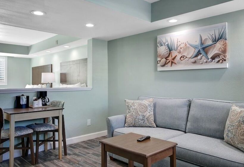 فندق Boardwalk Inn And Suites