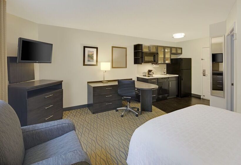 Отель Candlewood Suites Rogers Bentonville, An Ihg