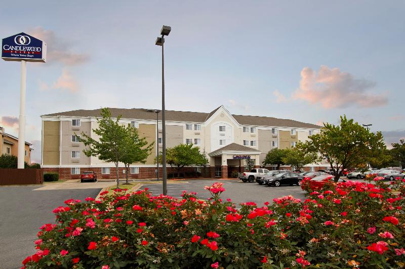 Отель Candlewood Suites Rogers Bentonville, An Ihg