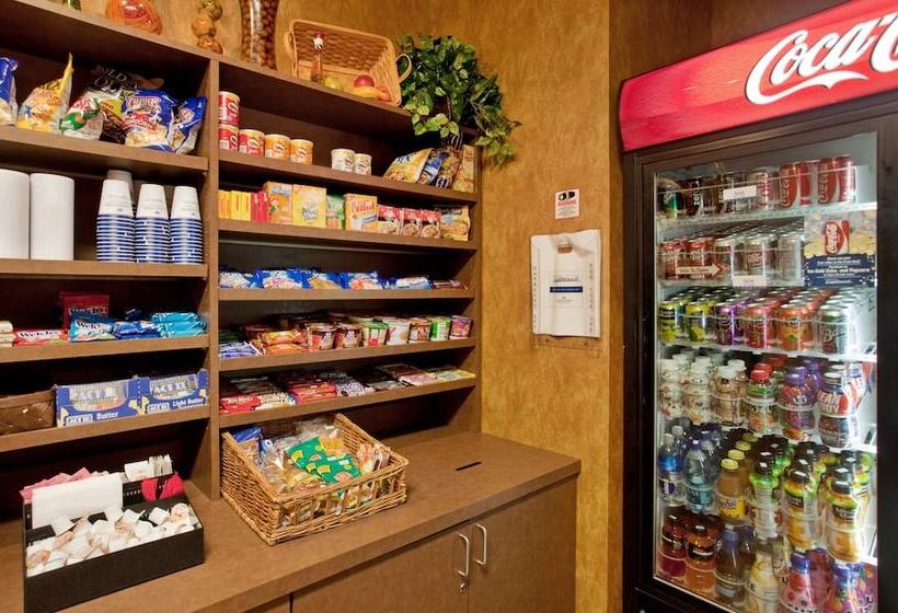 فندق Candlewood Suites St. Robert, An Ihg