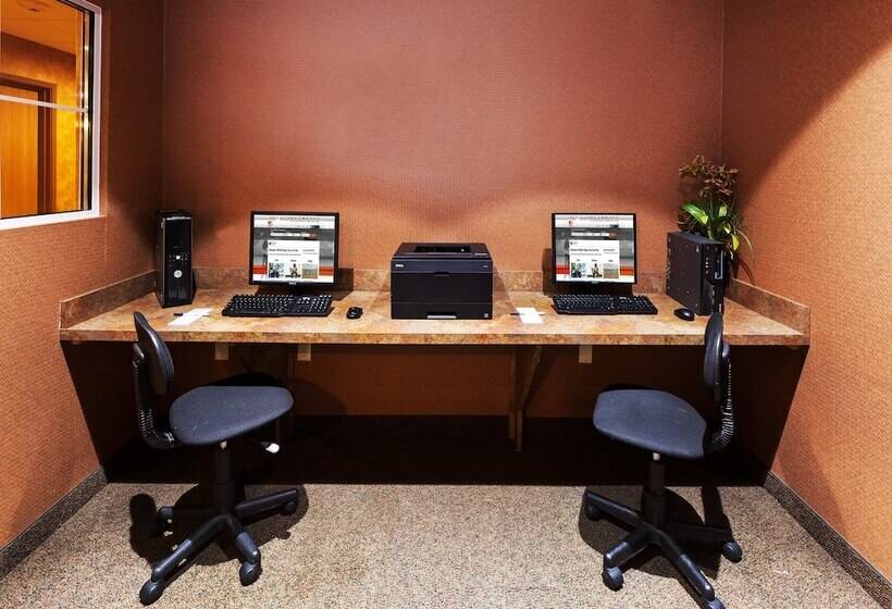 فندق Candlewood Suites St. Robert, An Ihg