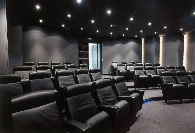 בית מלון כפרי Cap Estel