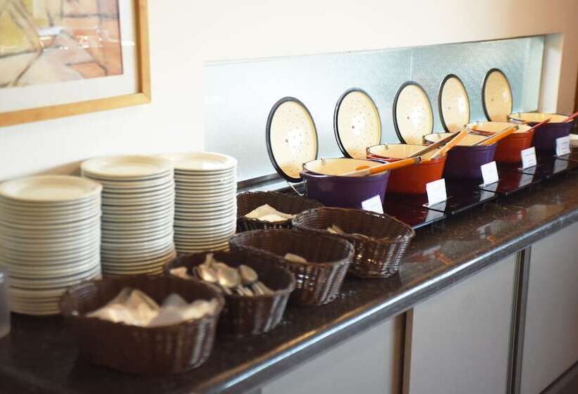 Central Park Hotel By Bourbon