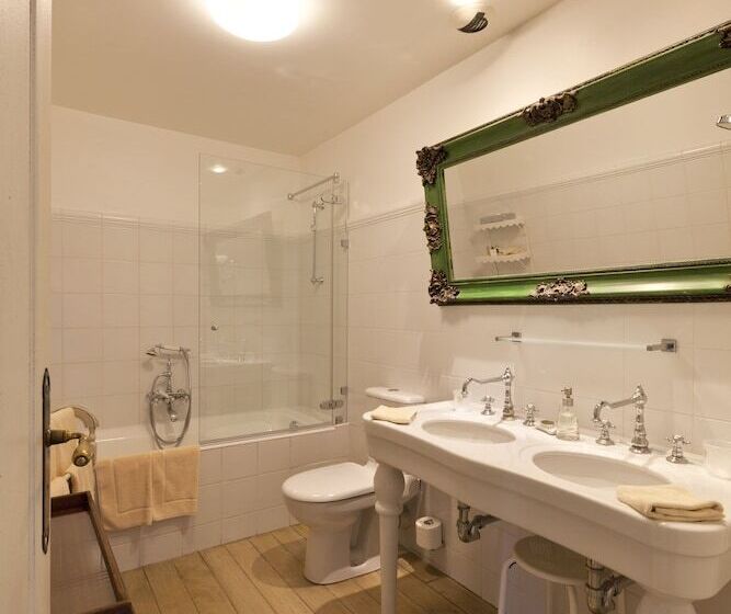 호텔 Chateau De Germigney