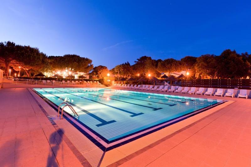 Отель Club Marina Viva