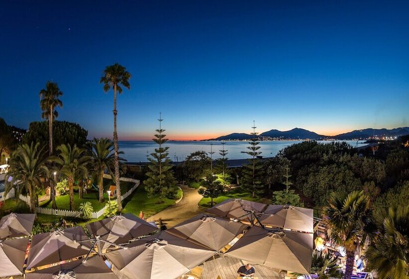 Отель Club Marina Viva