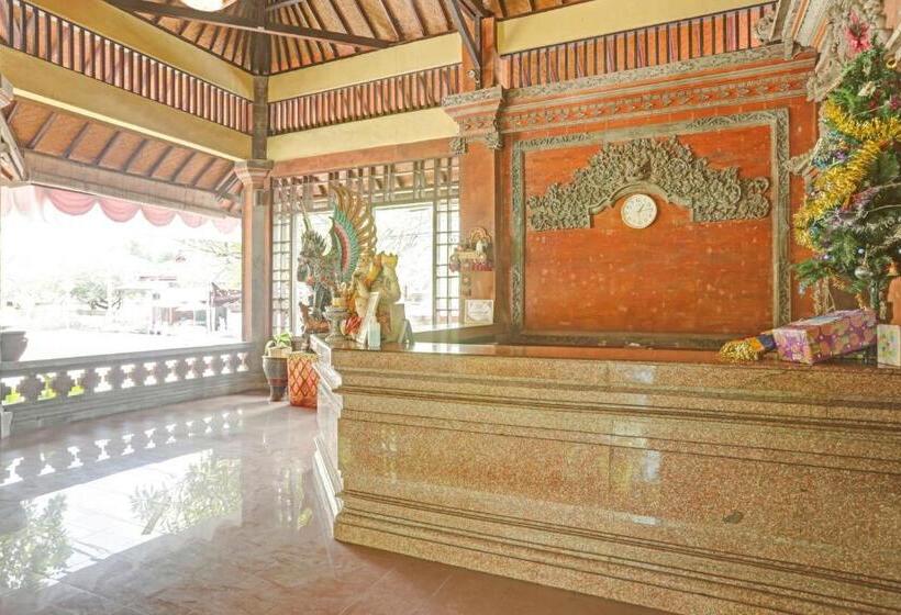 בית מלון כפרי Collection O 90805 Aditya Beach Resort And Spa