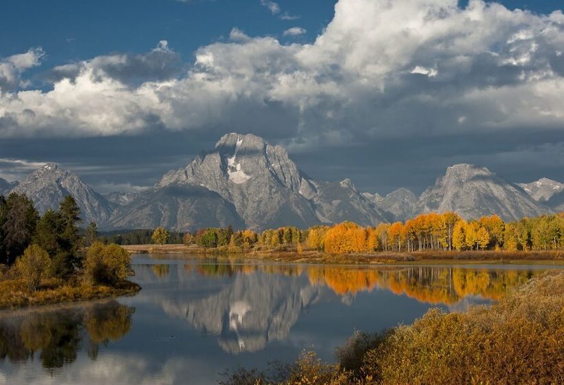 فندق Colter Bay Village