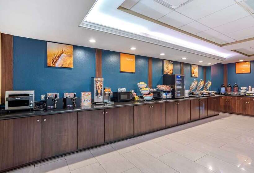 هتل Comfort Inn & Suites New Orleans Airport North