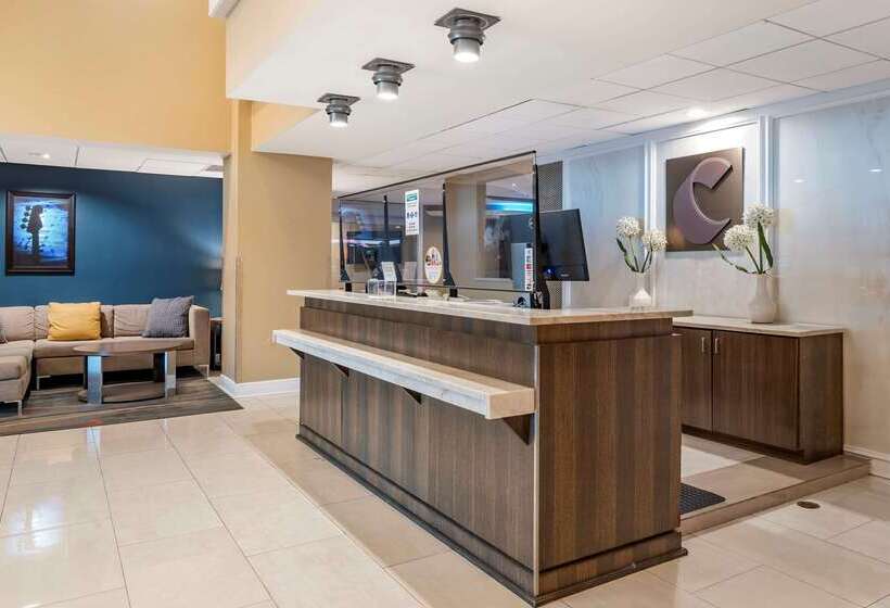 هتل Comfort Inn & Suites New Orleans Airport North