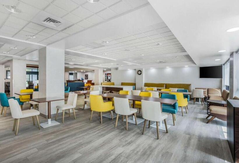 فندق Comfort Inn & Suites Voorhees Mt Laurel