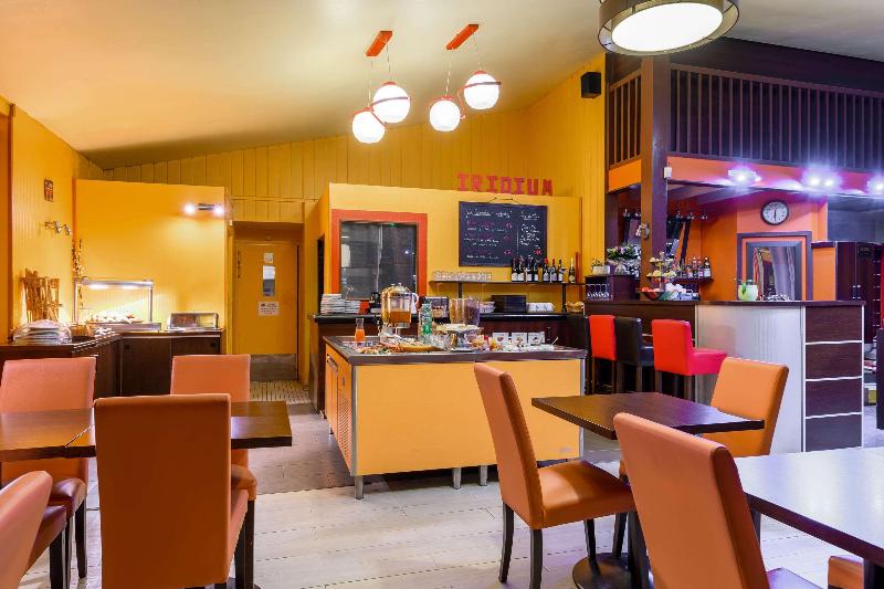 Fh Confort Hotel Orléans Co Met