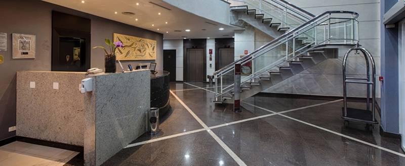 Отель Comfort Suites Londrina