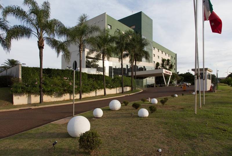 Отель Comfort Suites Londrina