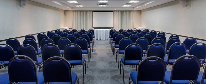 Отель Comfort Suites Londrina