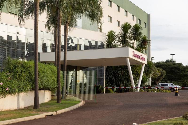 Отель Comfort Suites Londrina